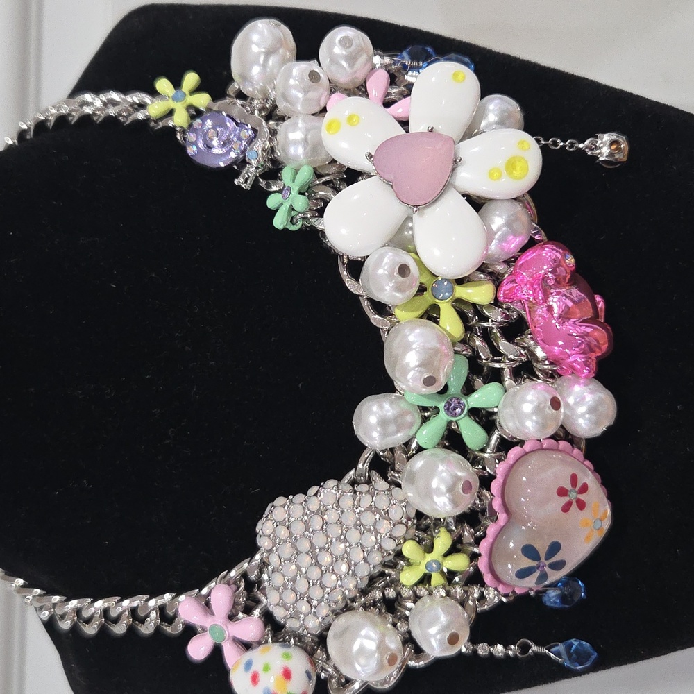 🐇▪️Betsey johnson▪️ flower easter bunny bib statement 19in necklace - Picture 9 of 13
